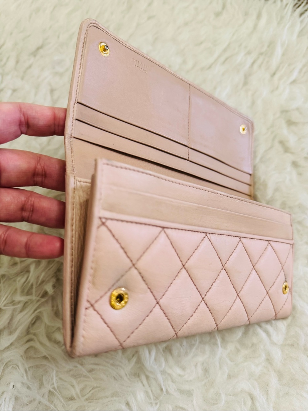 Prada Quilted Bow Leather Wallet - Light Pink with Gold Logo - Picture 10 of 11
